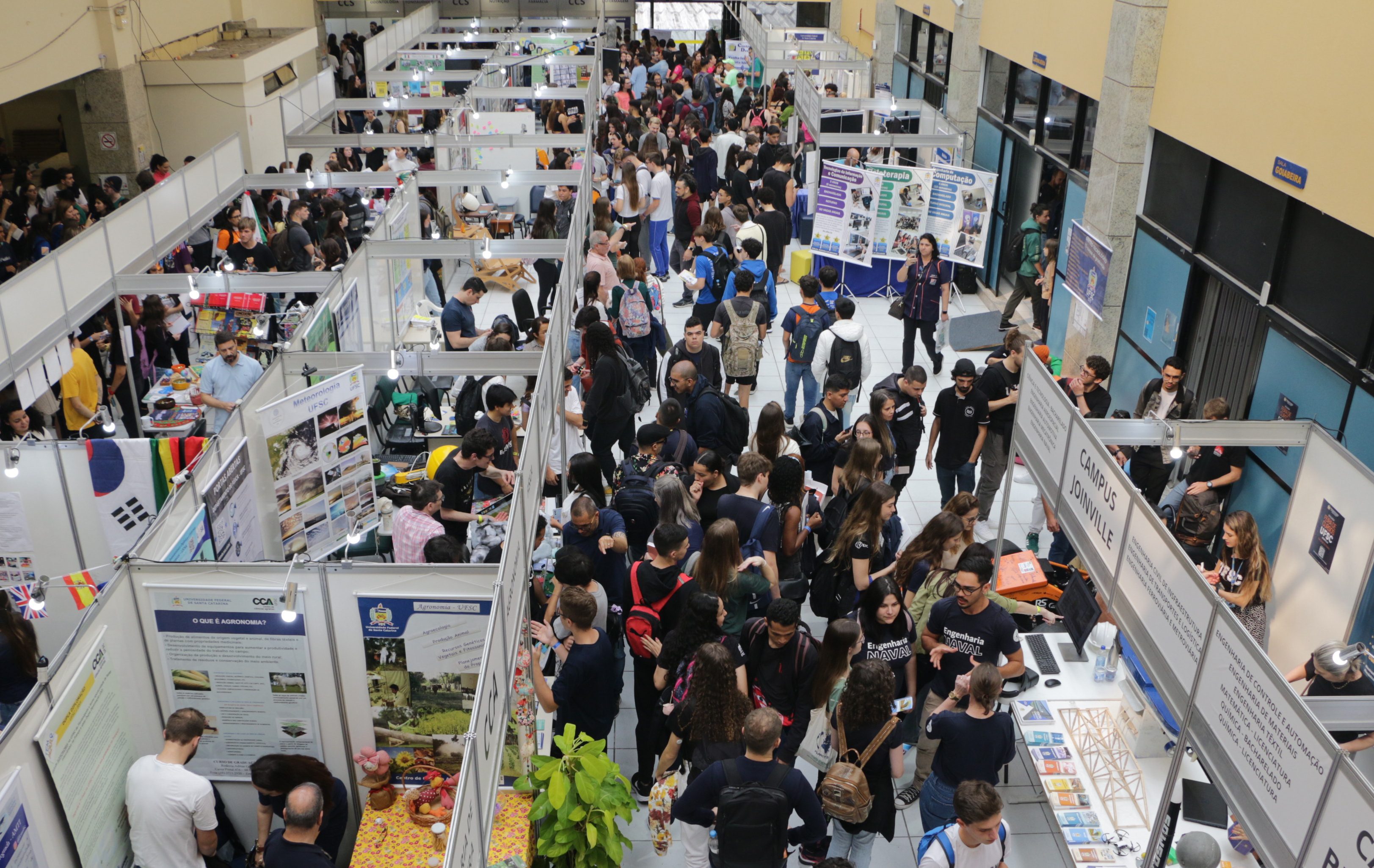 São esperados mais de 12 mil estudantes de cerca de 40 cidades de todo o Estado de Santa Catarina. (Foto: Ariclenes Patté/Agecom/UFSC)
